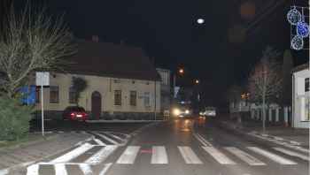 Przejechał kobiecie po stopach. Policja prosi o pomoc