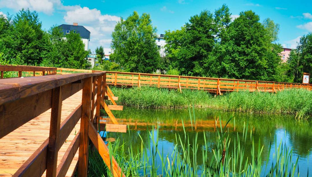 Deptak wokół jeziora w Rybnie został odebrany