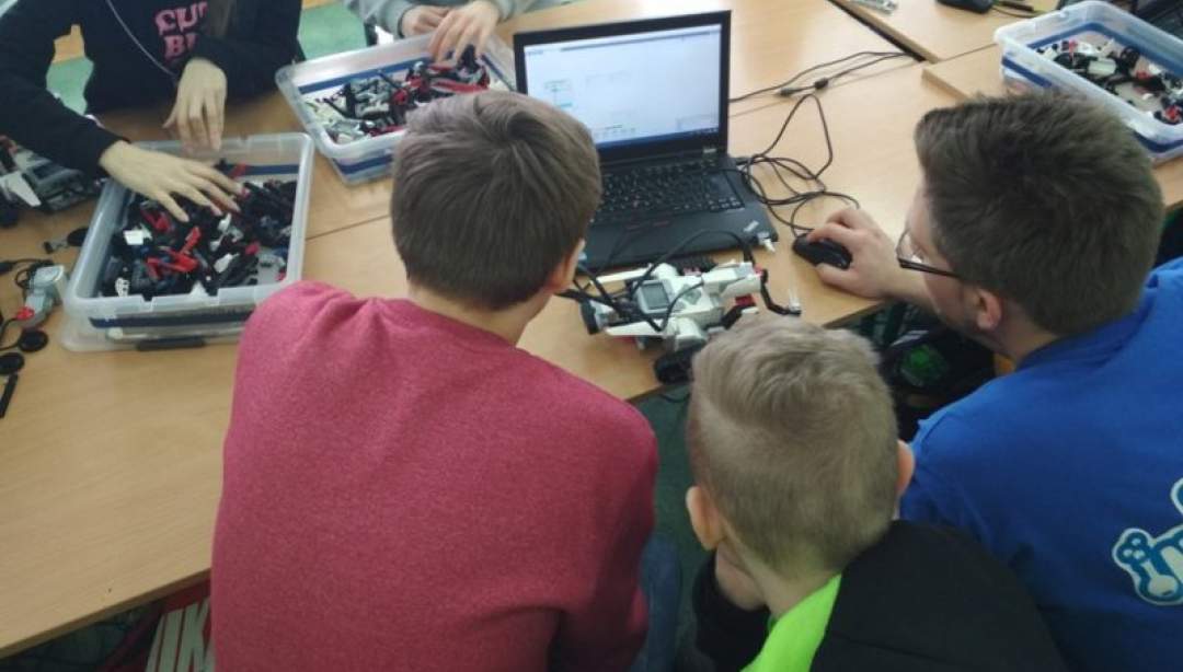 Poznali niesamowity świat robotyki