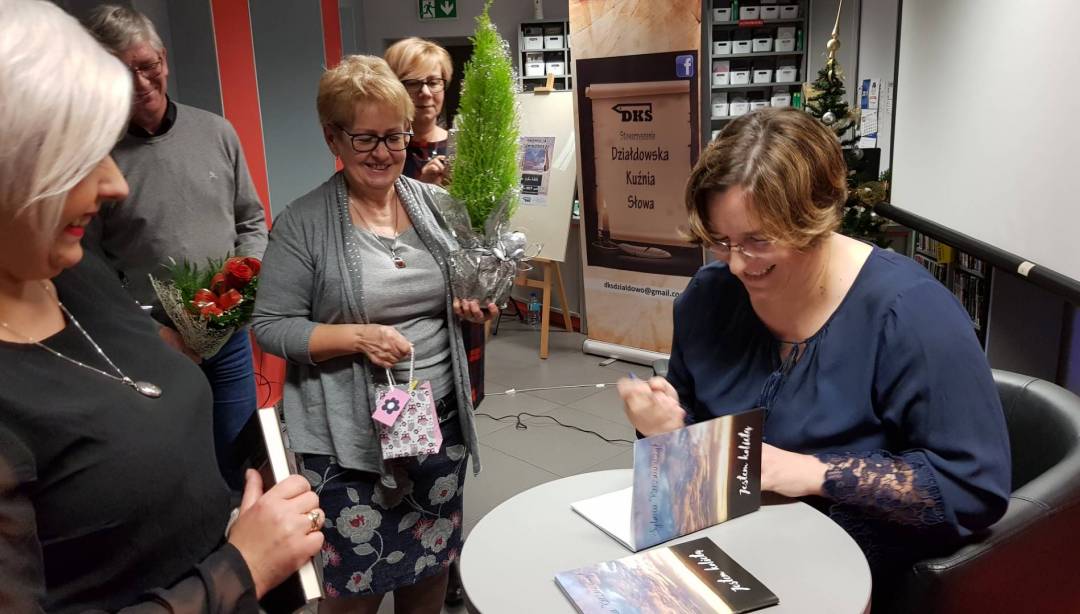 Promocja debiutanckiego tomiku Sylwii Kaczmarczyk