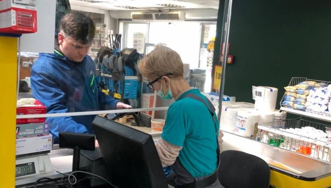 Duże sieci dopiero rozważają a lokalne już dawno gotowe