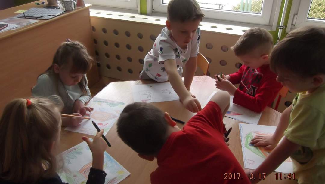 Burmistrz czytał przedszkolakom