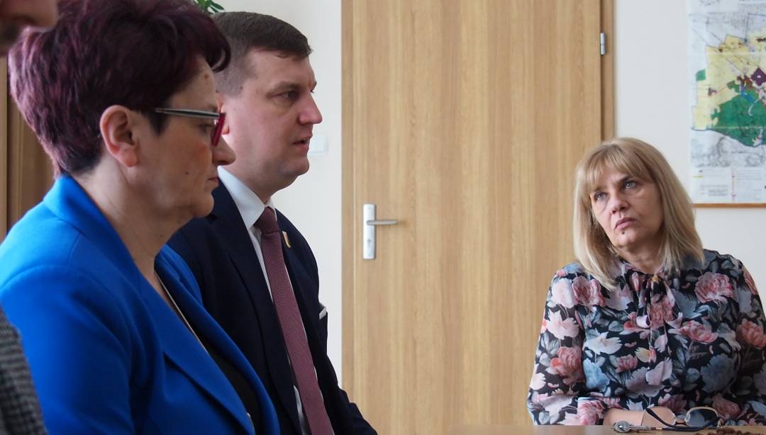 Wojewoda z wizytą w Iłowie-Osadzie