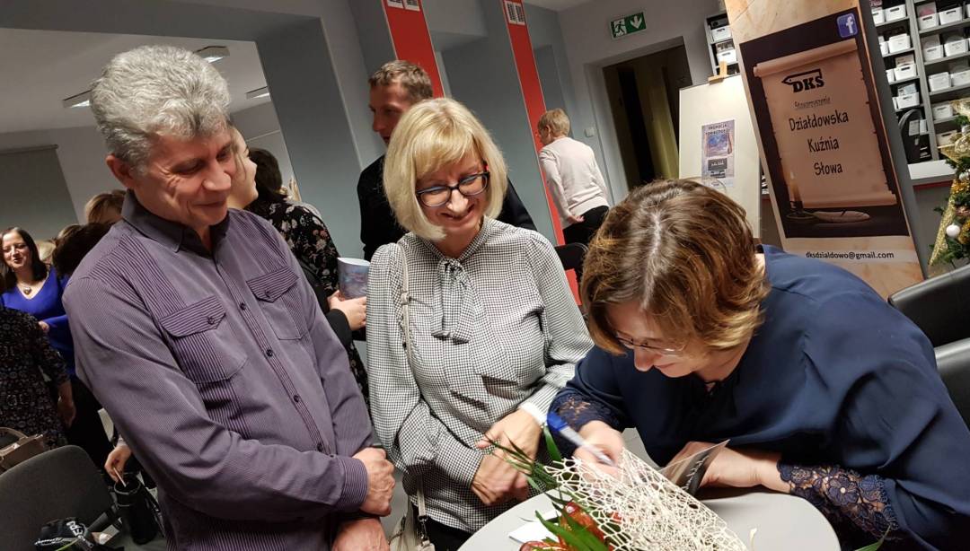 Promocja debiutanckiego tomiku Sylwii Kaczmarczyk