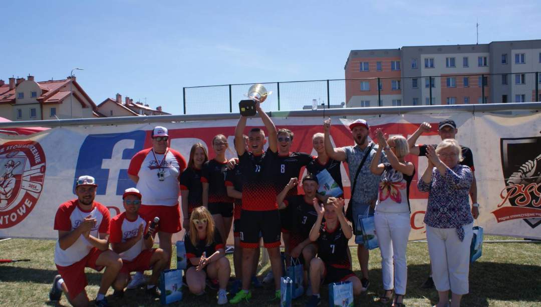 Młodzież wskrzesza palanta 