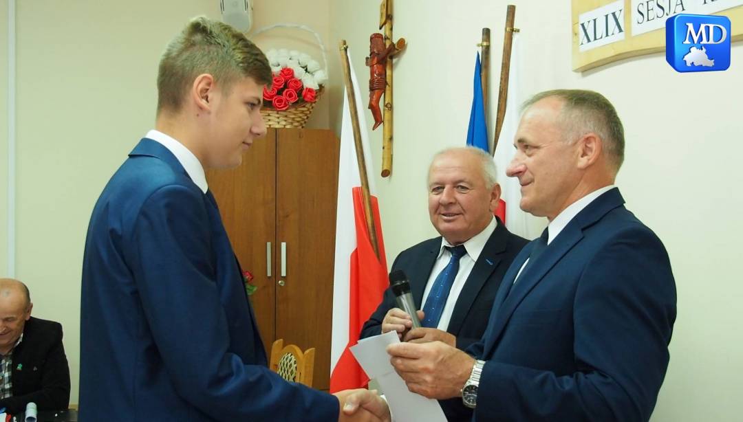 Wręczono nagrody za osiągnięcia w nauce, sporcie i konkursach