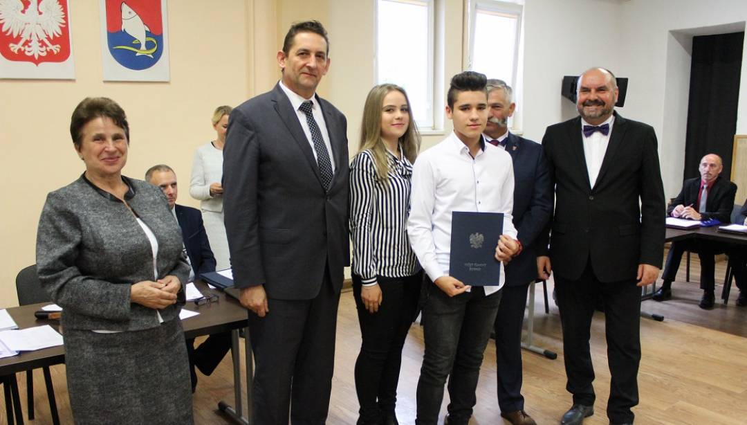 Kolejne stypendia naukowe wręczone