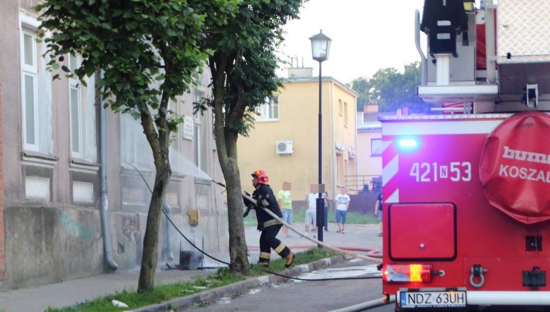 Płonęła kamienica przy ul. Hallera
