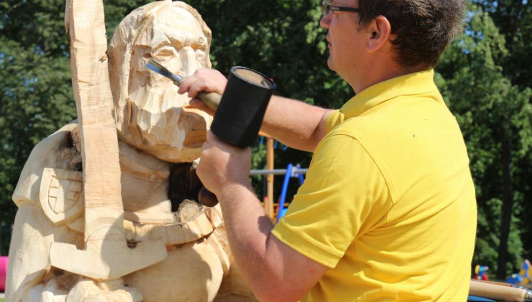 Rzeźby na dziedziniec Zamku