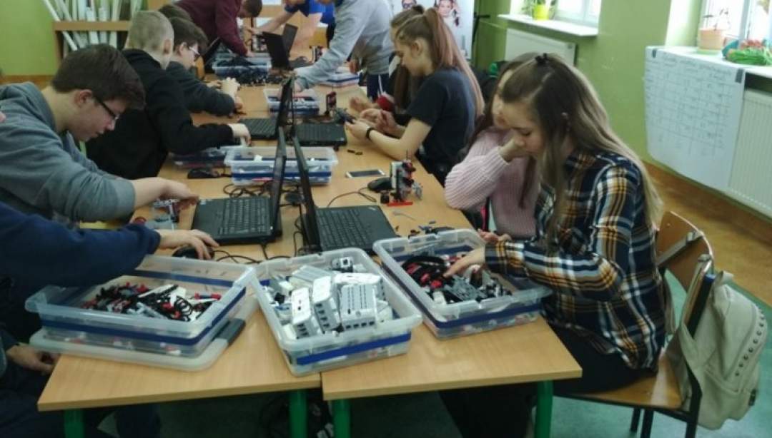 Poznali niesamowity świat robotyki