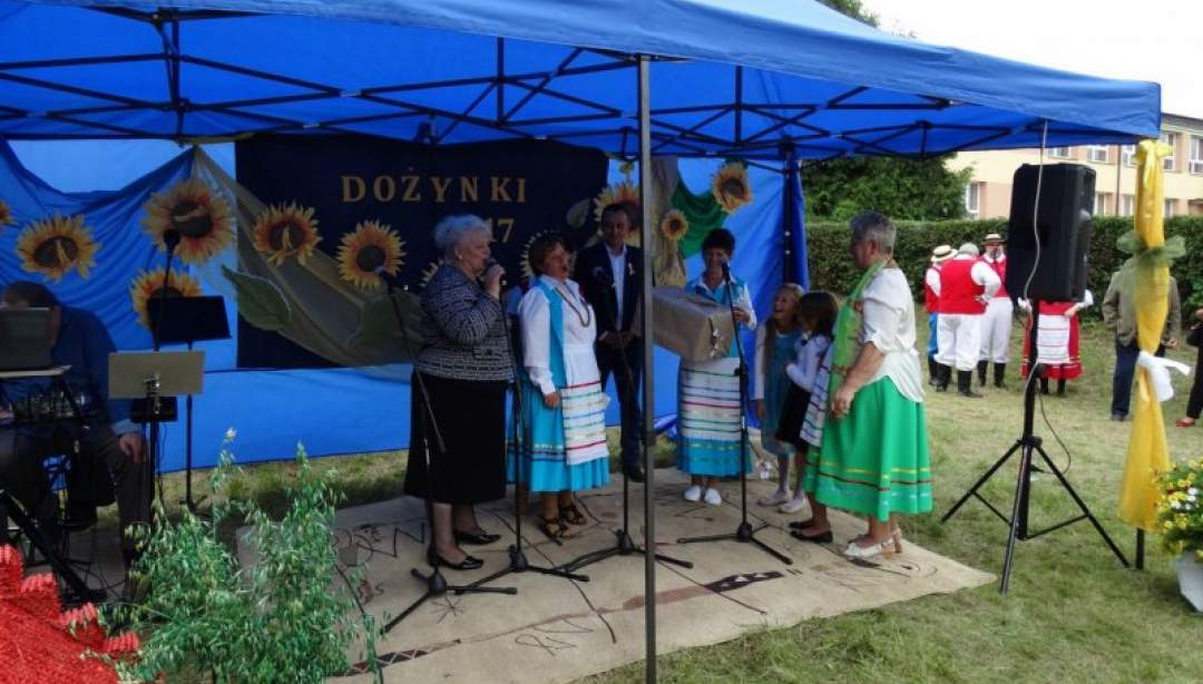 Dożynki parafialne w Burkacie