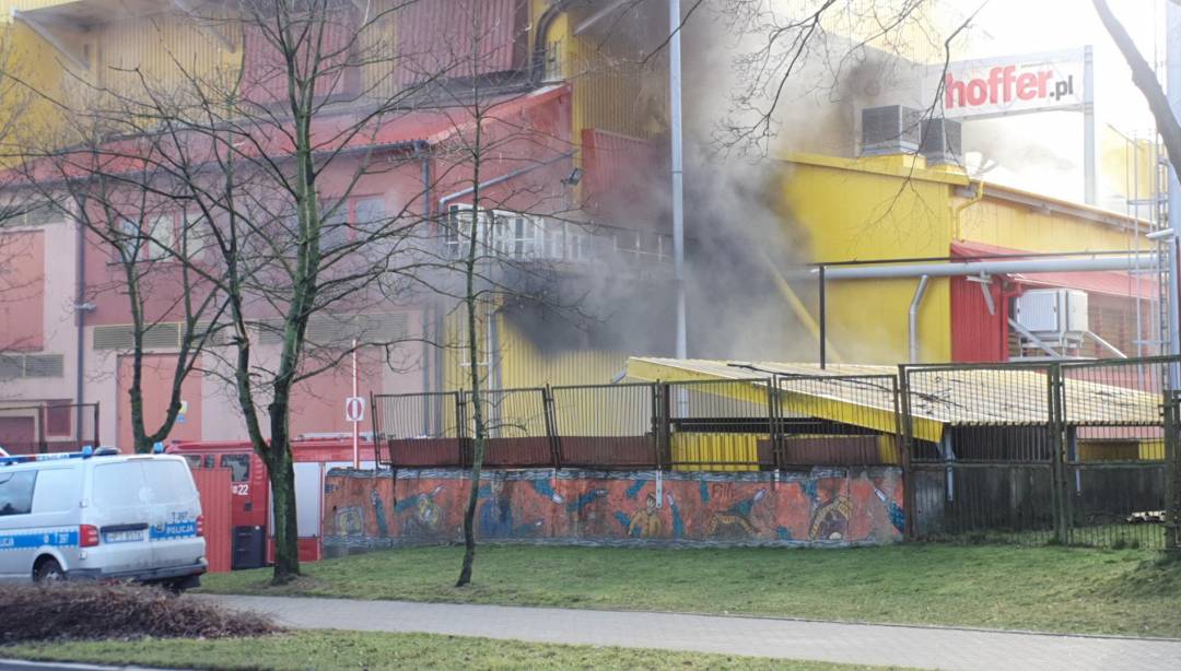 Huta szkła w płomieniach