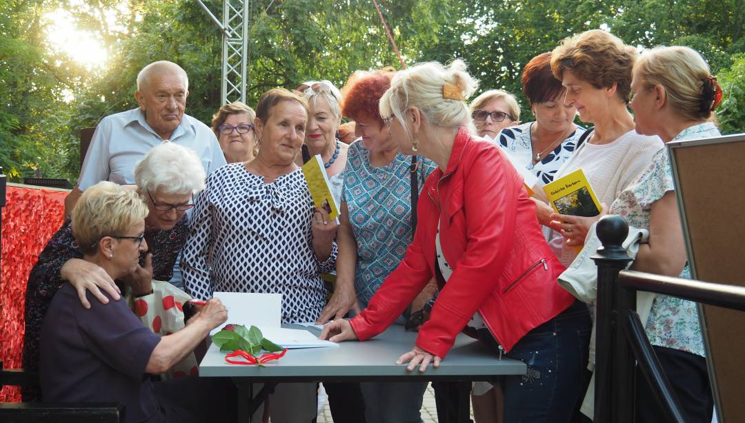 Ostatni Powiatowy Wieczór z Poezją z Magdaleną Wójcik i Elżbietą Karlsson