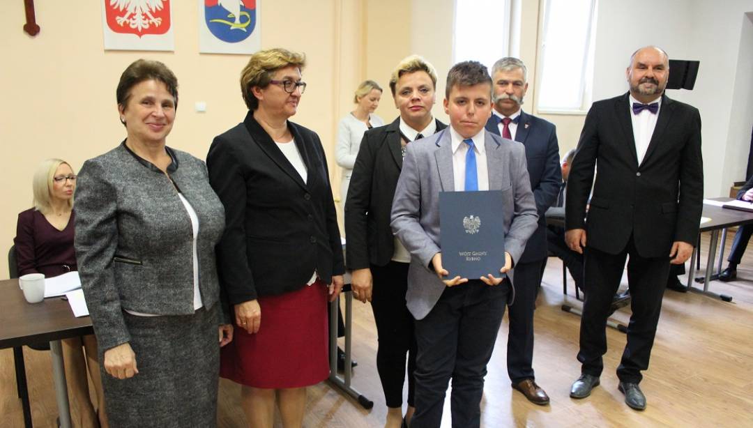 Kolejne stypendia naukowe wręczone