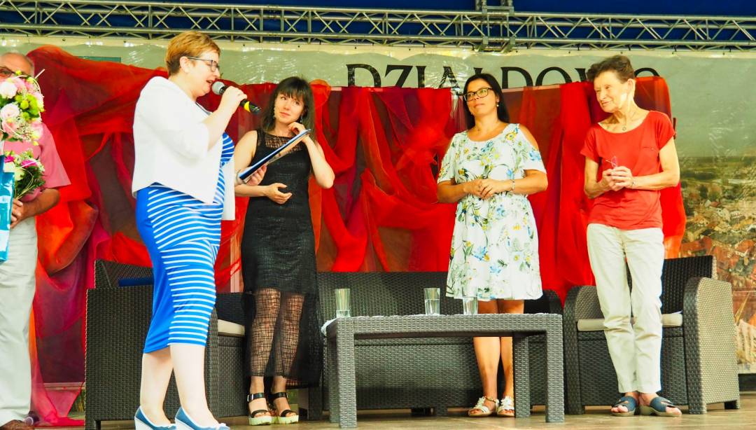 Czwarty Powiatowy Wieczór z Poezją z Jadwigą Jankowską – Cieślak