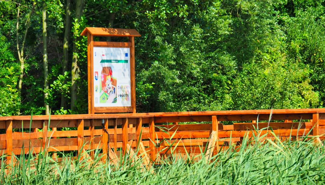 Deptak wokół jeziora w Rybnie został odebrany