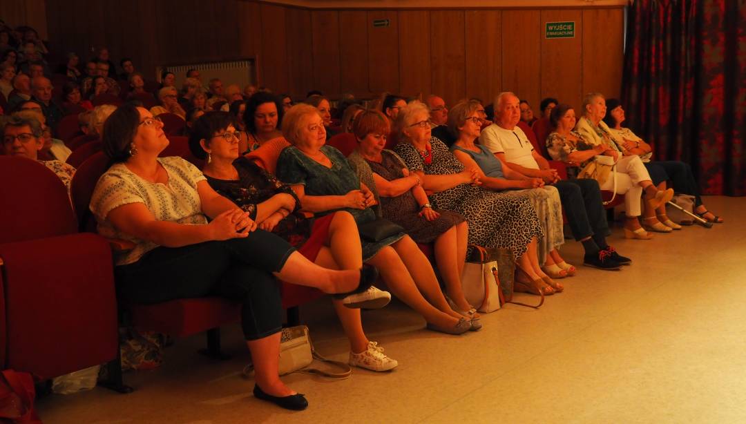 Powiatowe Wieczory z Poezją: wiersze Anny Barbary Czuraj Struzik czytał Olgierd Łukaszewicz