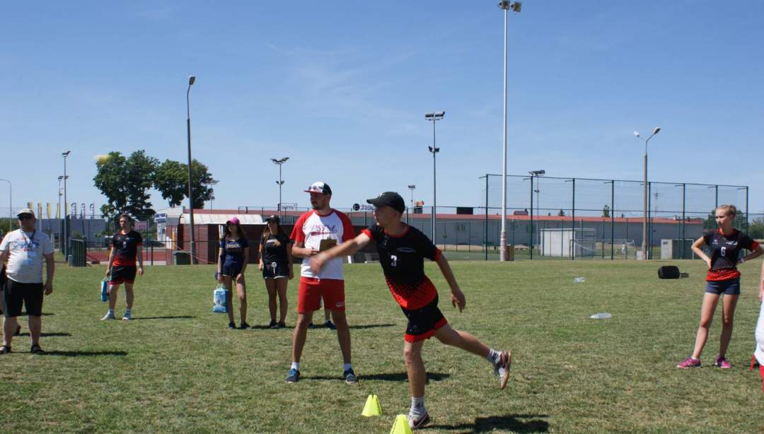 Młodzież wskrzesza palanta 