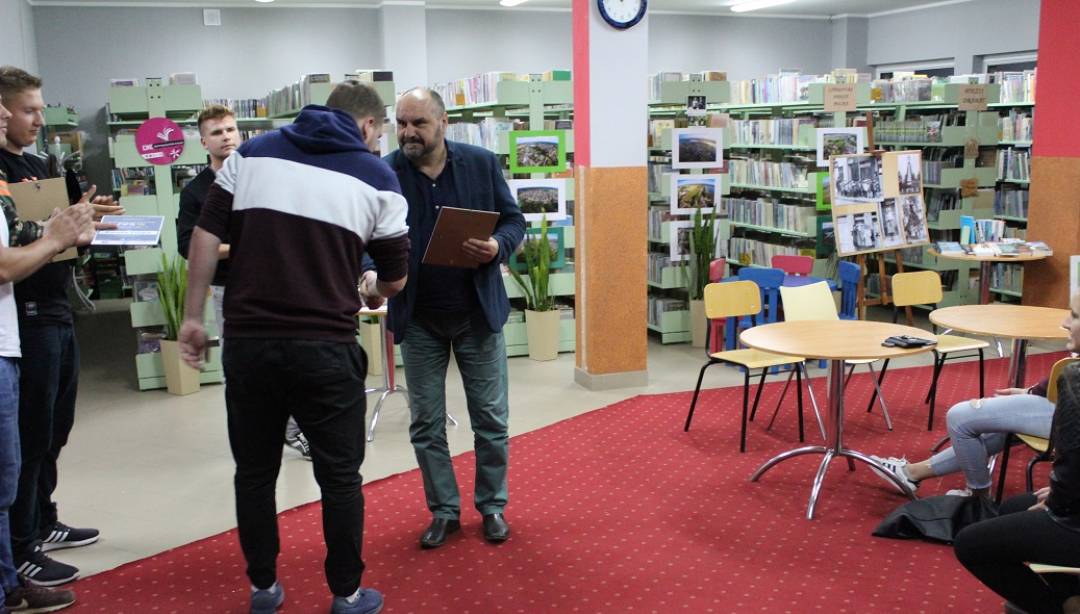 Dawid Zelma zwycięzcą I Nocnego Turnieju Fifa 2018