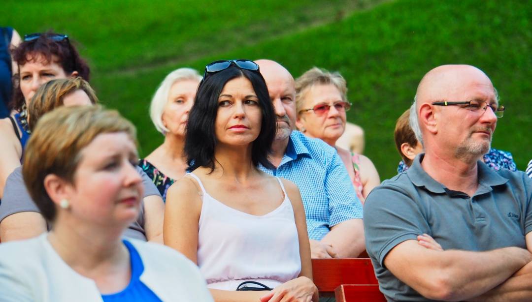 Czwarty Powiatowy Wieczór z Poezją z Jadwigą Jankowską – Cieślak