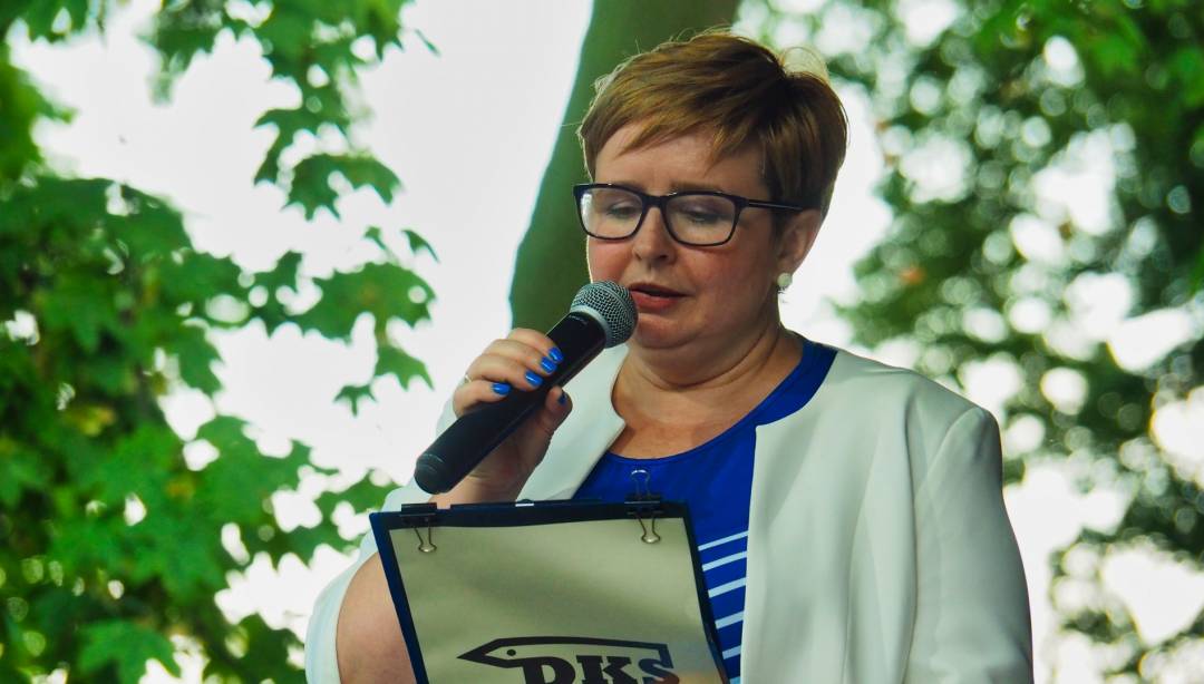 Czwarty Powiatowy Wieczór z Poezją z Jadwigą Jankowską – Cieślak