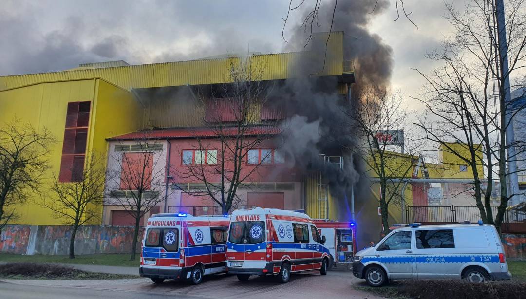 Huta szkła w płomieniach