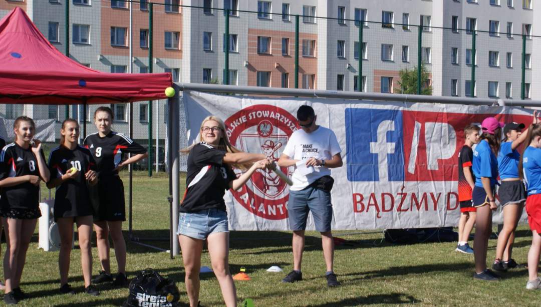 Młodzież wskrzesza palanta 