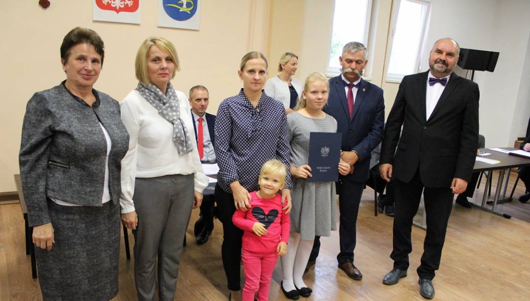 Kolejne stypendia naukowe wręczone