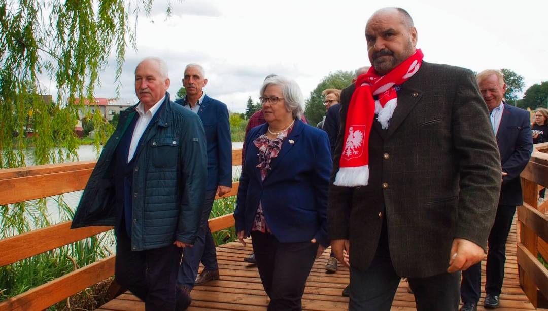 Deptak wokół jeziora w Rybnie otwarty!