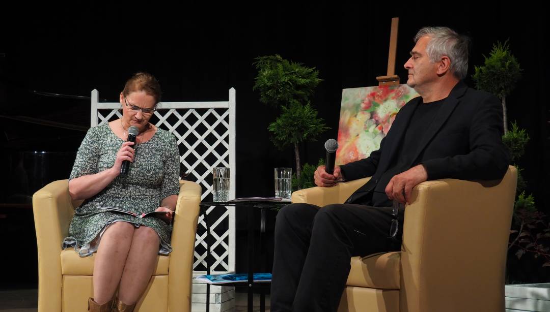 Powiatowe Wieczory z Poezją: wiersze Anny Barbary Czuraj Struzik czytał Olgierd Łukaszewicz