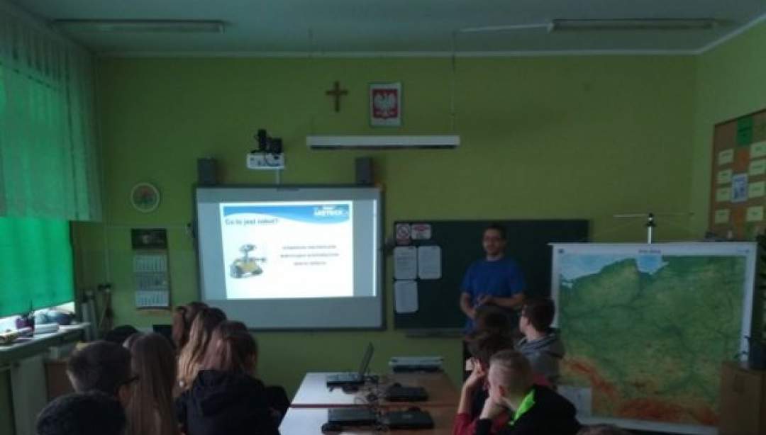 Poznali niesamowity świat robotyki