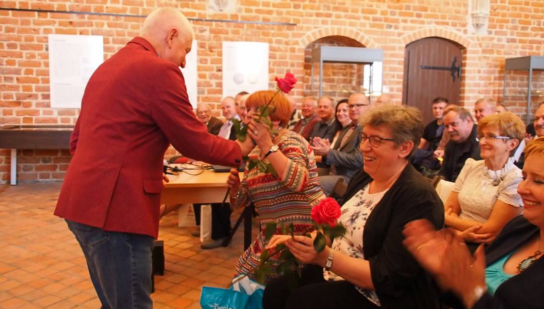 Premiera filmu i promocja książki o najlepszych sportowcach Działdowa