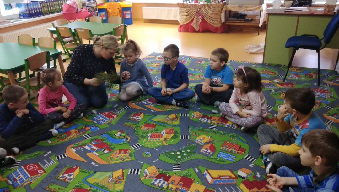 Leśnik z wizytą u przedszkolaków