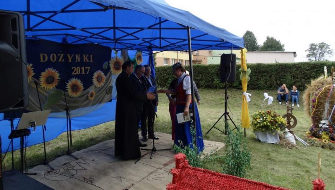 Dożynki parafialne w Burkacie