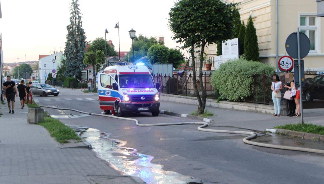 Płonęła kamienica przy ul. Hallera