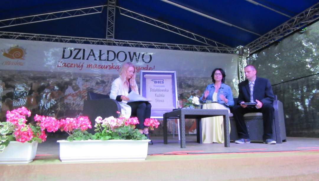 Pierwszy Powiatowy Wieczór z Poezją