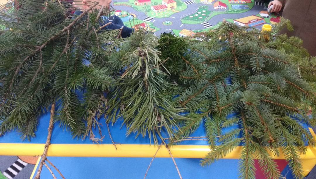 Leśnik z wizytą u przedszkolaków