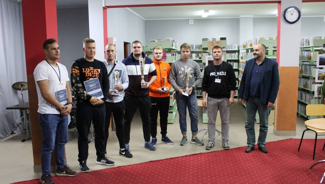 Dawid Zelma zwycięzcą I Nocnego Turnieju Fifa 2018