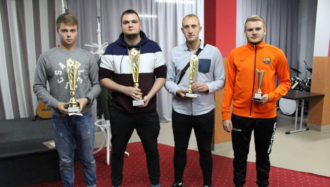 Dawid Zelma zwycięzcą I Nocnego Turnieju Fifa 2018