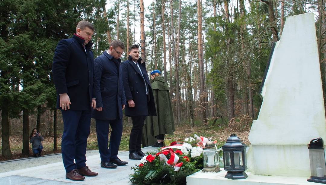 Wojewoda z wizytą w Iłowie-Osadzie