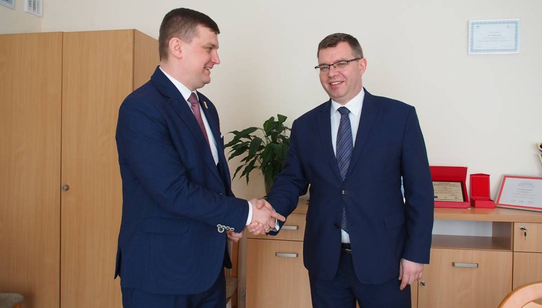 Wojewoda z wizytą w Iłowie-Osadzie