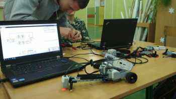 Poznali niesamowity świat robotyki