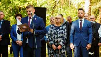 Uroczysty Apel Poległych w Lesie Białuckim