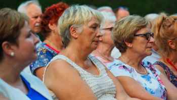 Czwarty Powiatowy Wieczór z Poezją z Jadwigą Jankowską – Cieślak