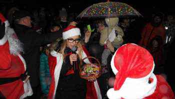 Magicznie rozświetliliśmy choinkę w Płośnicy