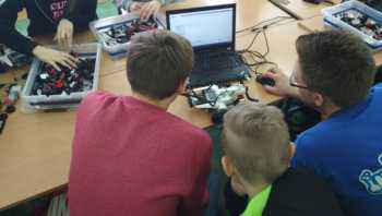 Poznali niesamowity świat robotyki