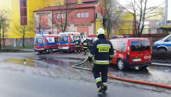 Huta szkła w płomieniach