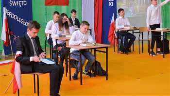 Było uroczyście i biało-czerwono