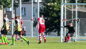 MKS Działdowo zdecydowanie pokonało UKS Orzeł Ulnowo 6-2 (3-1)