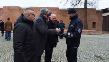 Nasi policjanci otrzymali 6 nowych radiowozów